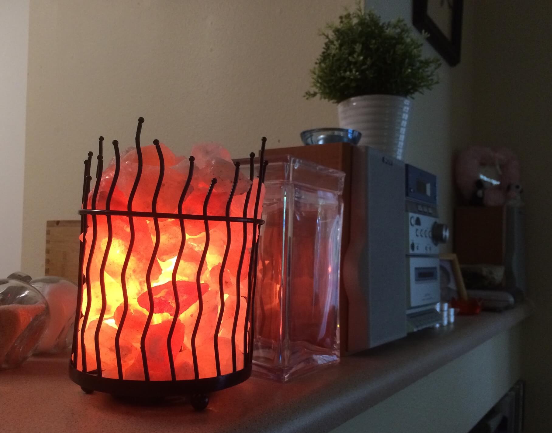 himalayan salt basket lamp